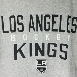 Shirts - Los Angeles Kings Hands High Men's Cut T-Shirt Shirts - Los Angeles Kings Hands High Men's Cut T-Shirt